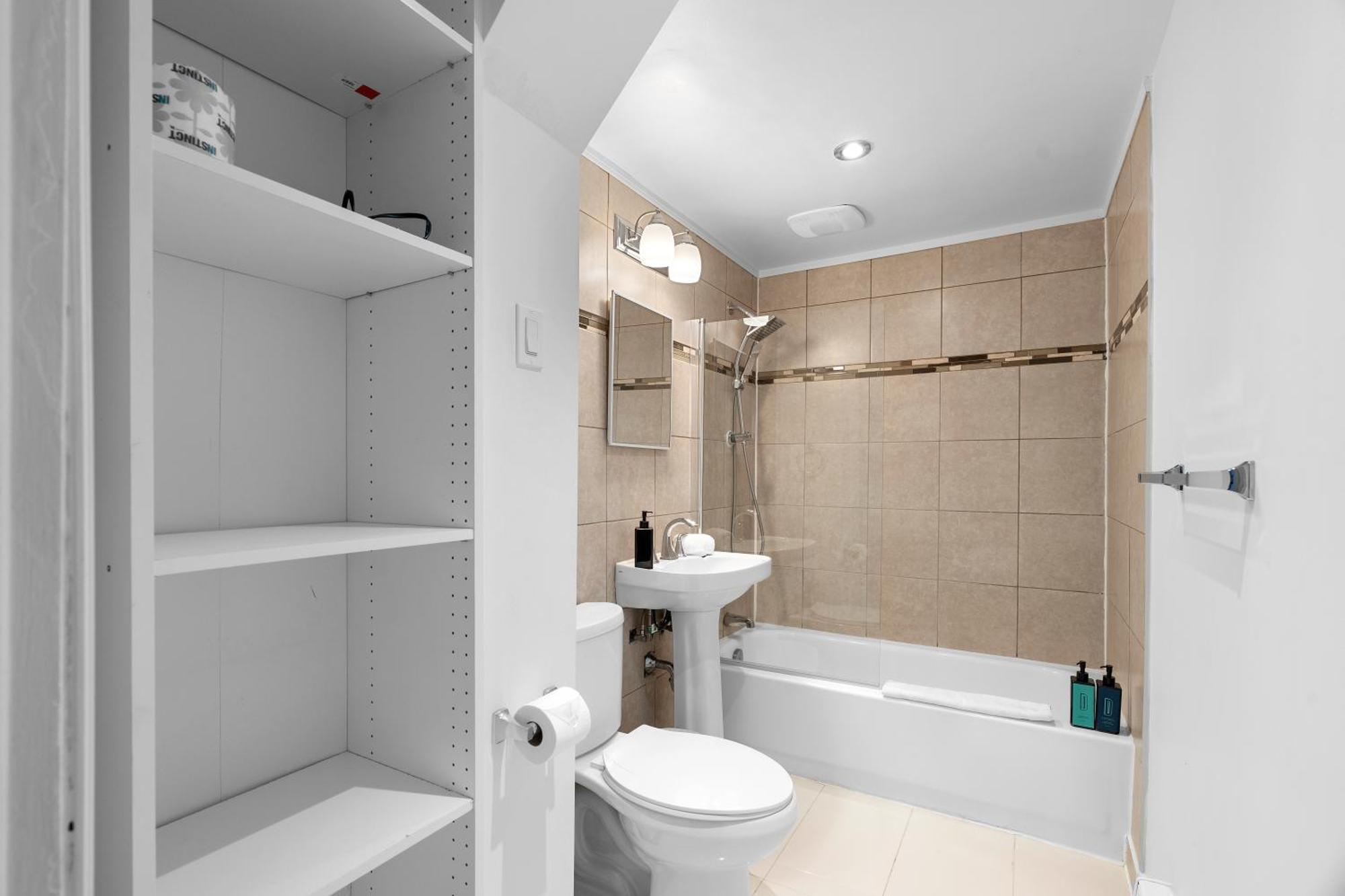 Hotel Laurence Montreal Zewnętrze zdjęcie